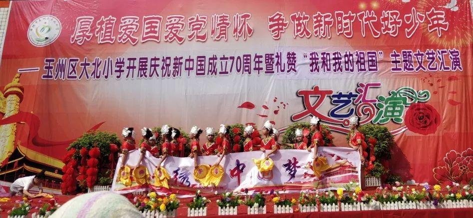黄圣依杨子带货赚千万！超60位商家报警维权，警方已受理介入